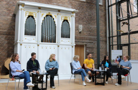 - Dere skal ikke ut i et "to streker under svaret-yrke" - Dere skal ikke ut i et "to streker under svaret-yrke"