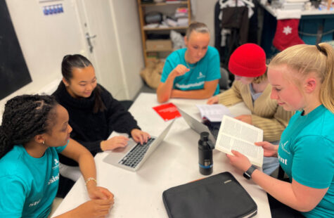 Er du en av våre nye studentassistenter? Er du en av våre nye studentassistenter?