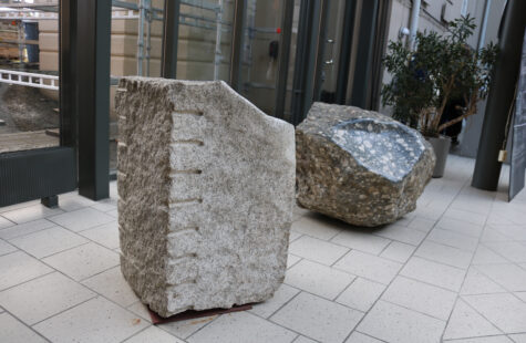 Kongens stol og dronningens sete - inne Kongens stol og dronningens sete - inne