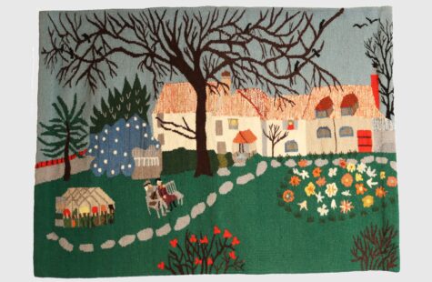 Billedvev (s. 5) Billedvev med landskap i forskjellige farger 
90 x 68 cm
Plassert ved FoU kontoret i gangen