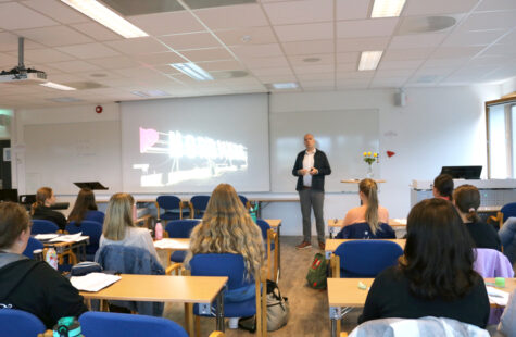 Immatrikulering for barnehagelærerutdanning med vekt på ledelse Immatrikulering for barnehagelærerutdanning med vekt på ledelse