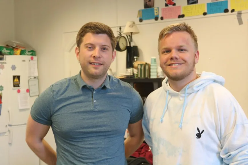 Morten Hjelde og Bjørn Anders Grongstad Nubdal oppfordrer alle nye DMMH-studenter til å delta på Fadderuka. Morten Hjelde og Bjørn Anders Grongstad Nubdal oppfordrer alle nye DMMH-studenter til å delta på Fadderuka.
