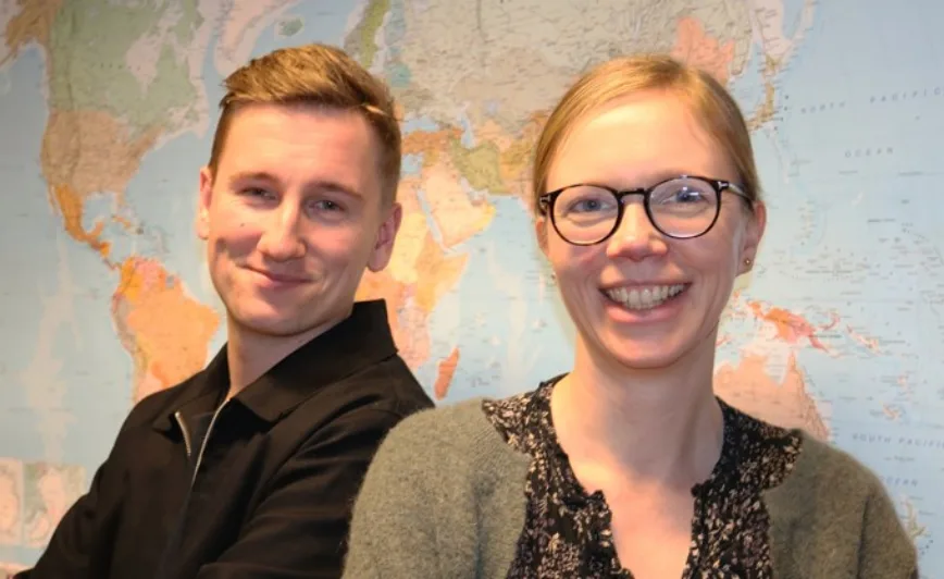 Rasmus Rian Kolseth og Siri Haug trekker frem de gode økonomiske vilkårene for utvekslingsstudenter. - Alle som drar får med seg støtten fra Lånekassa, i tillegg får de ekstra stipend både fra Lånekassa og Erasmus eller andre organisasjoner for å dra på utveksling.
